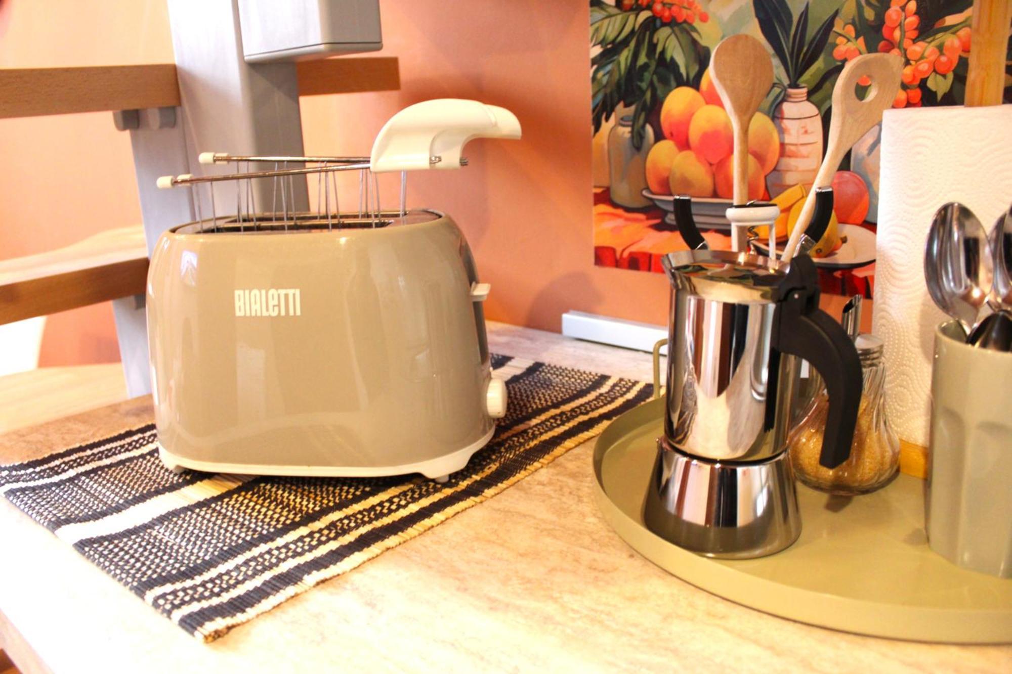 Apartamento Mediterraneo Loft - Fabrique - Milano Santa Giulia Hockey Arena - 20 Minutes From Duomo *